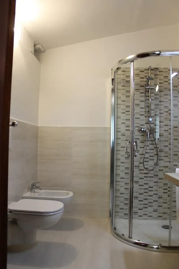 Lake Garda Beach Hostel Padenghe sul Garda Italy